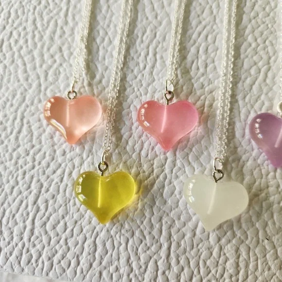 Pastel Heart Bubble Necklace - Picture 8 of 10